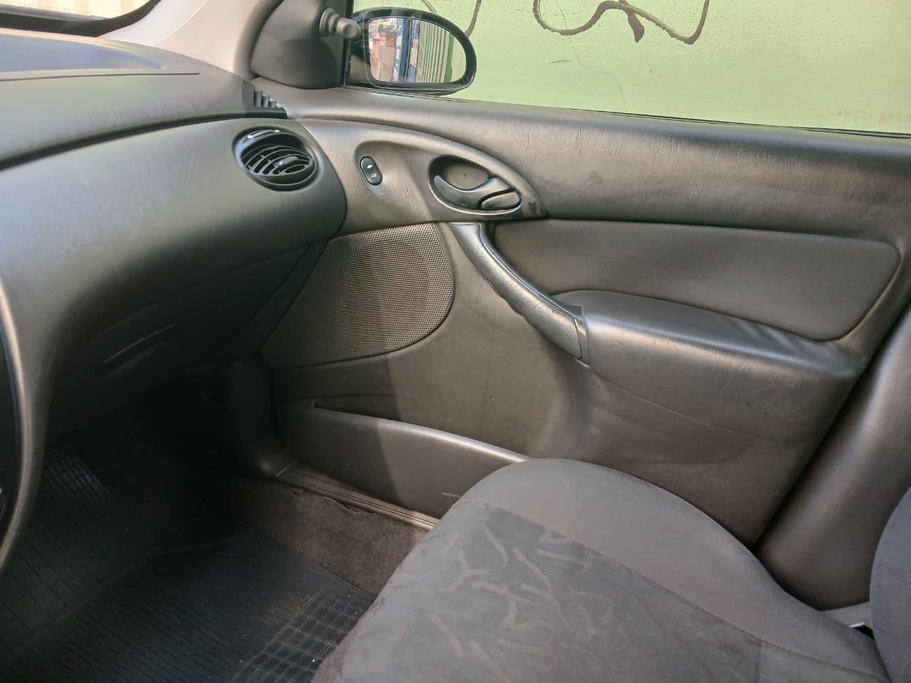 Ford Focus 1.6 - foto 5