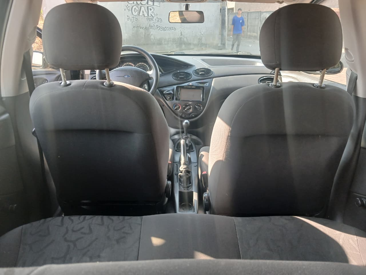 Ford Focus 1.6 - foto 10